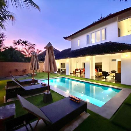 Villa Julia | Heart Of Seminyak | 350M Beach Exteriér fotografie