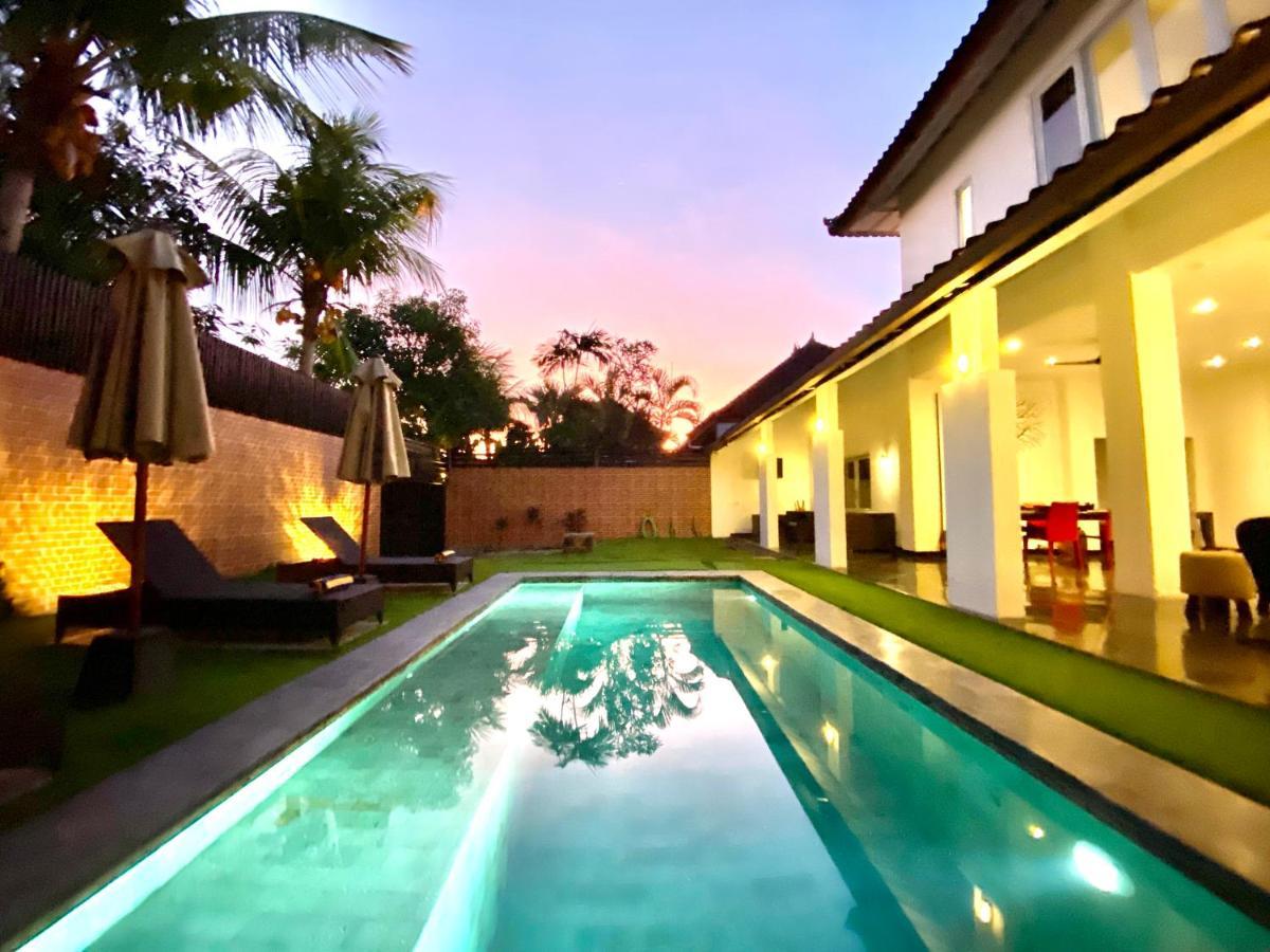 Villa Julia | Heart Of Seminyak | 350M Beach Exteriér fotografie